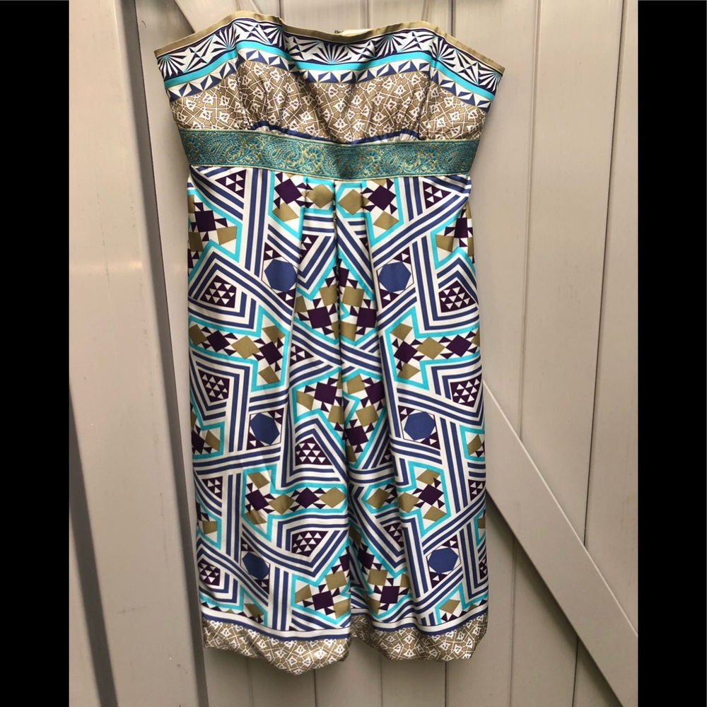 Nicole Miller 100% Silk strapless cocktail dress